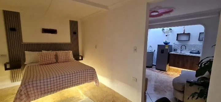 Apartment Aparta-Estudio Cerca Estacion Metro Poblado Medellin Colombia