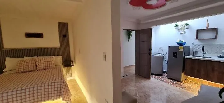 Aparta-Estudio Cerca Estacion Metro Poblado Medellín 0*,  Kolumbien