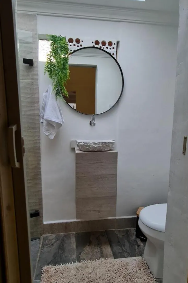 Aparta-Estudio Cerca Estacion Metro Poblado Medellín